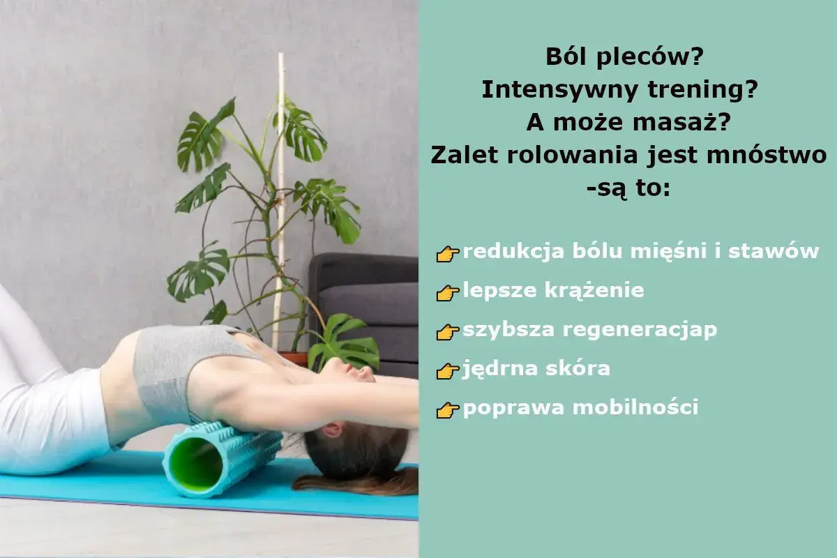 Kobieta ćwiczy rolowanie mięśni na wałku, by zredukować ból i poprawić regenerację.